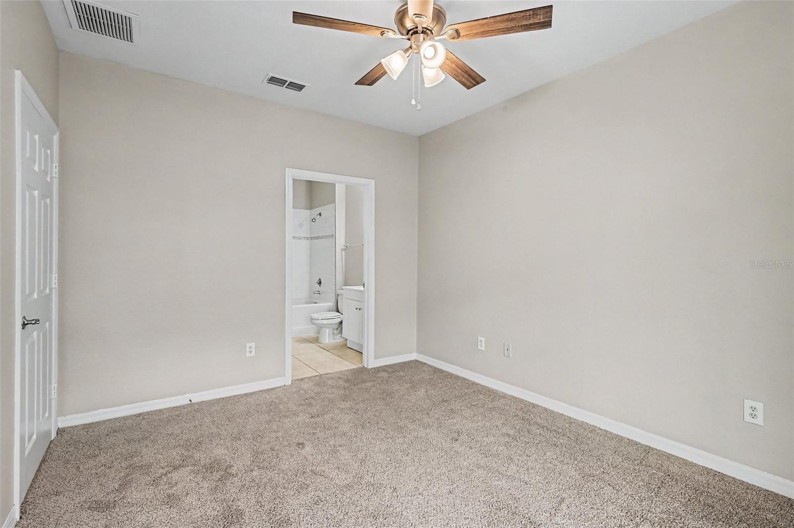 2460 GRAND CENTRAL PKWY #9, ORLANDO, FL, 32839