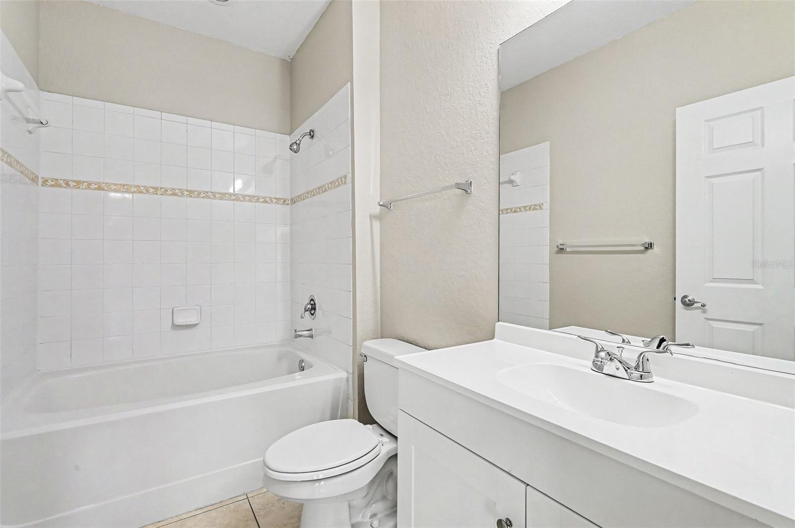 2460 GRAND CENTRAL PKWY #9, ORLANDO, FL, 32839