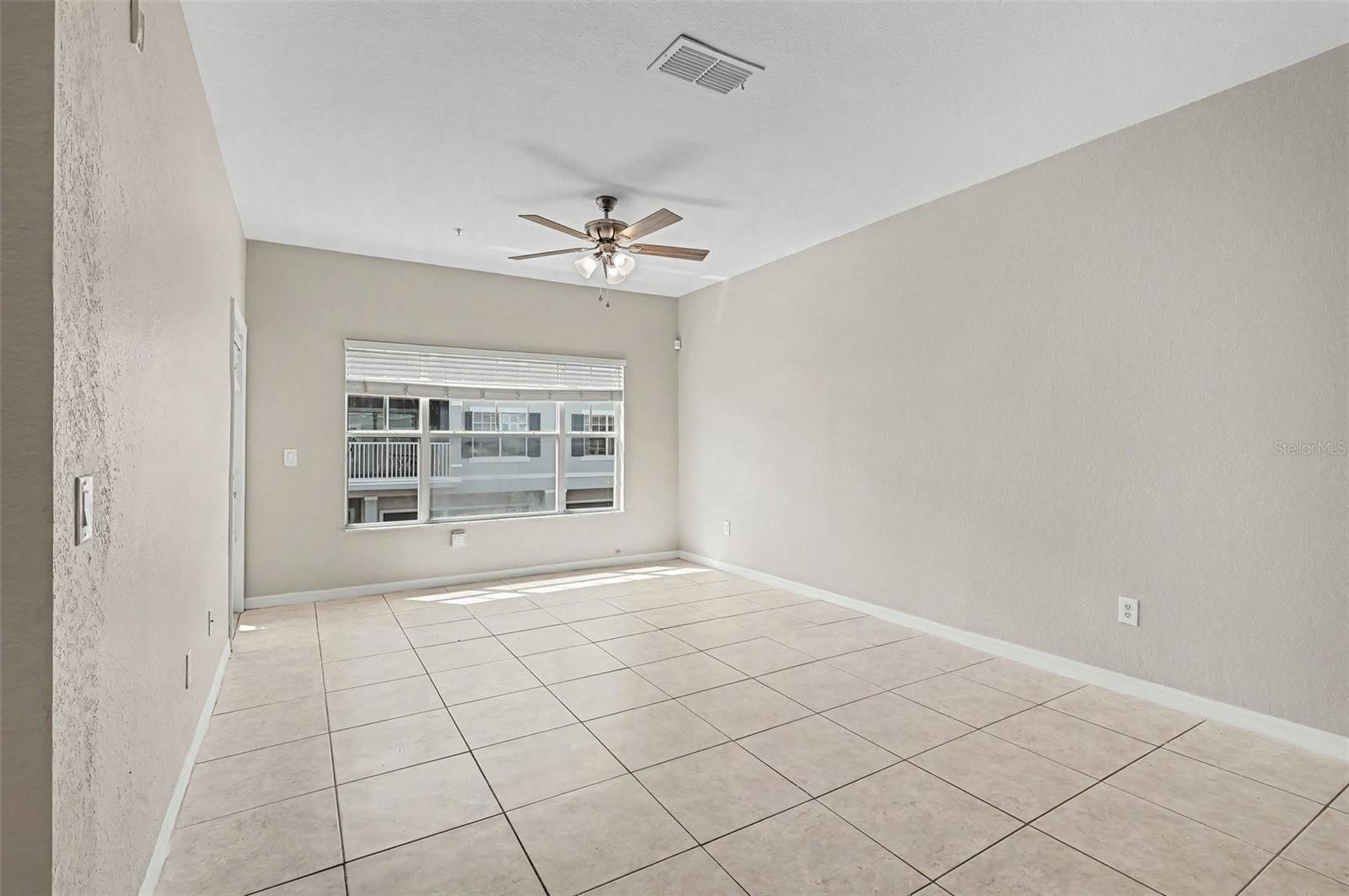 2460 GRAND CENTRAL PKWY #9, ORLANDO, FL, 32839