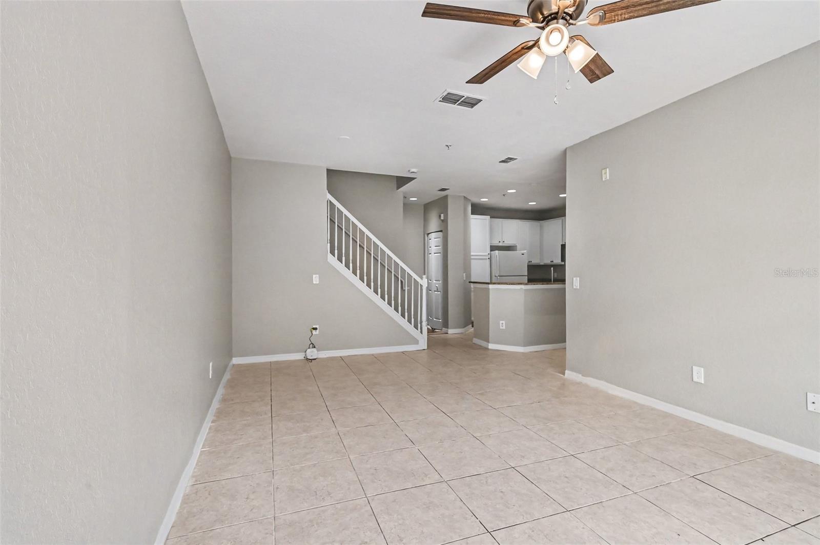 2460 GRAND CENTRAL PKWY #9, ORLANDO, FL, 32839