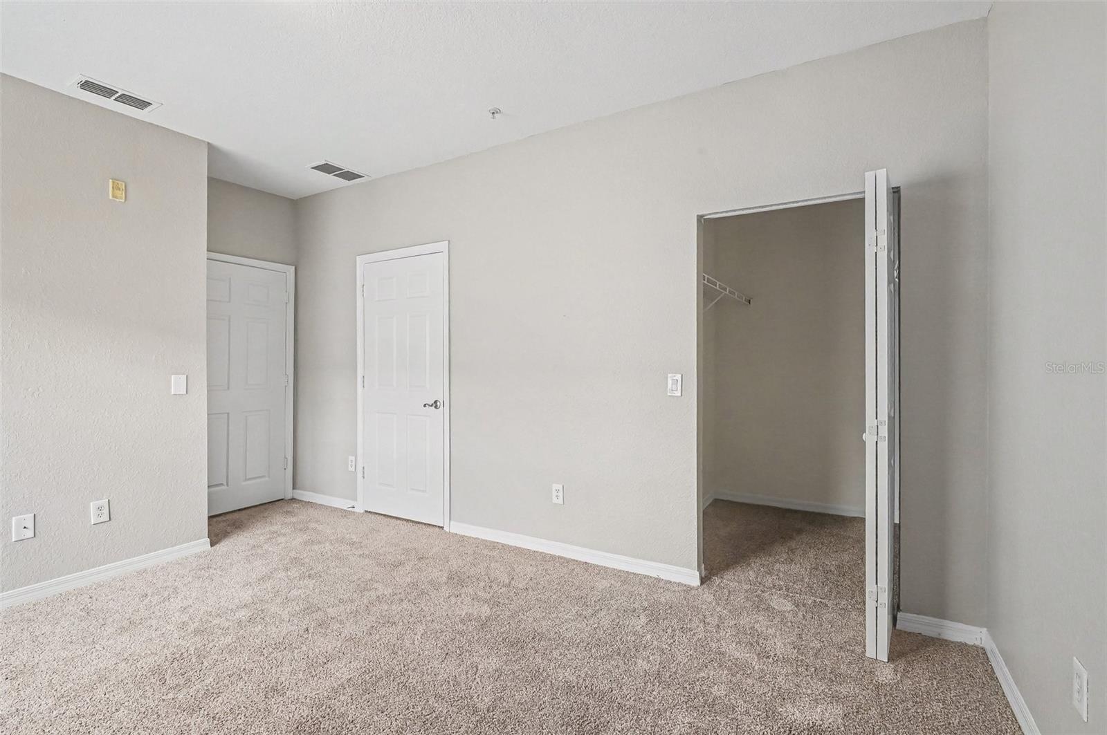 2460 GRAND CENTRAL PKWY #9, ORLANDO, FL, 32839