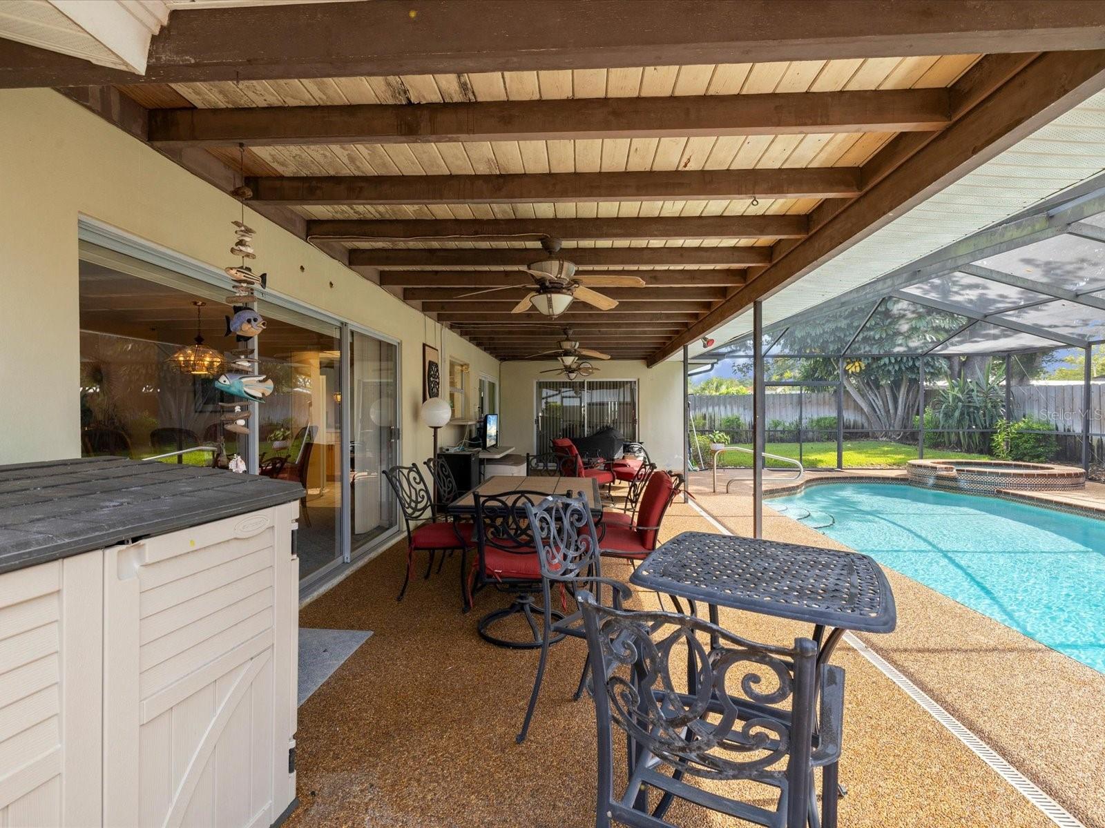 1368 S HERCULES AVE, CLEARWATER, FL, 33764