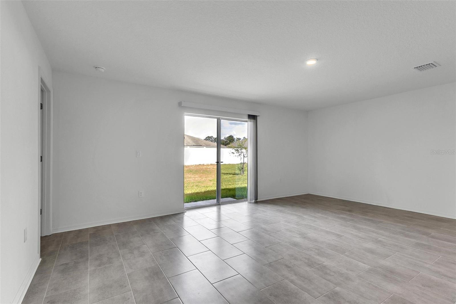 22 ROUND TREE DR, PALM COAST, FL, 32164