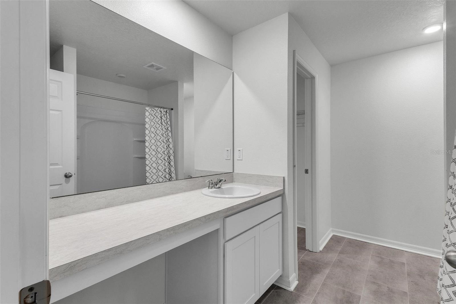22 ROUND TREE DR, PALM COAST, FL, 32164