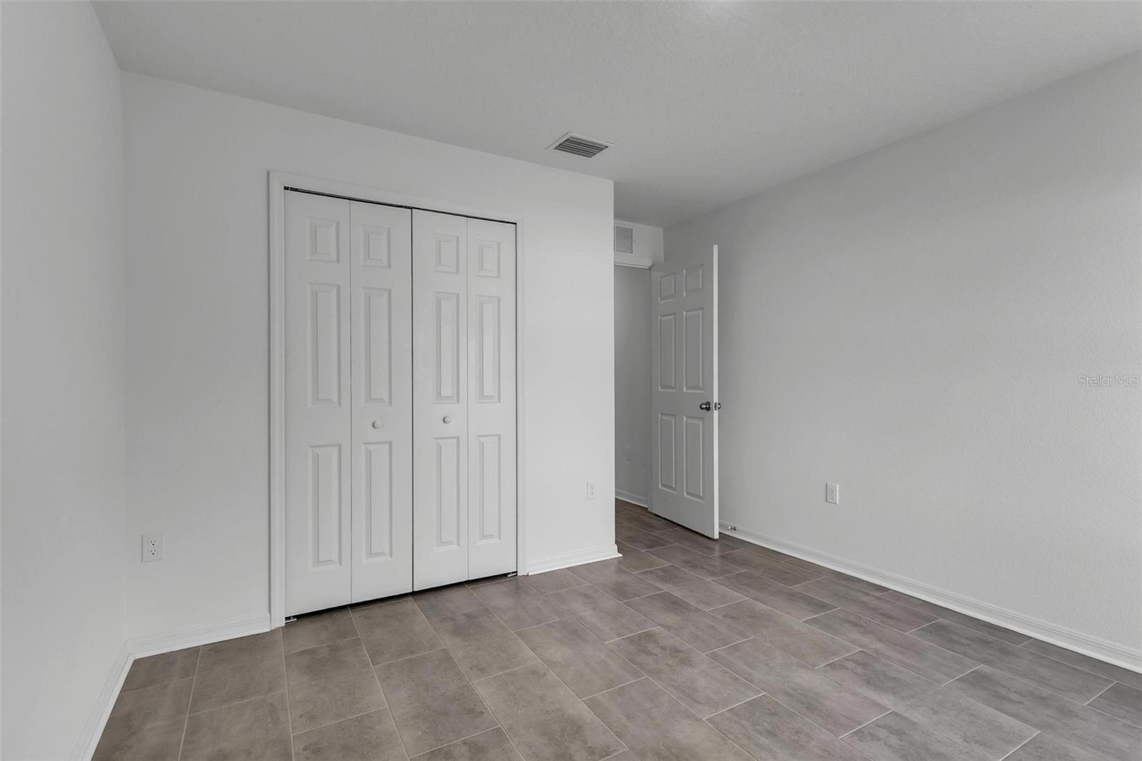 22 ROUND TREE DR, PALM COAST, FL, 32164