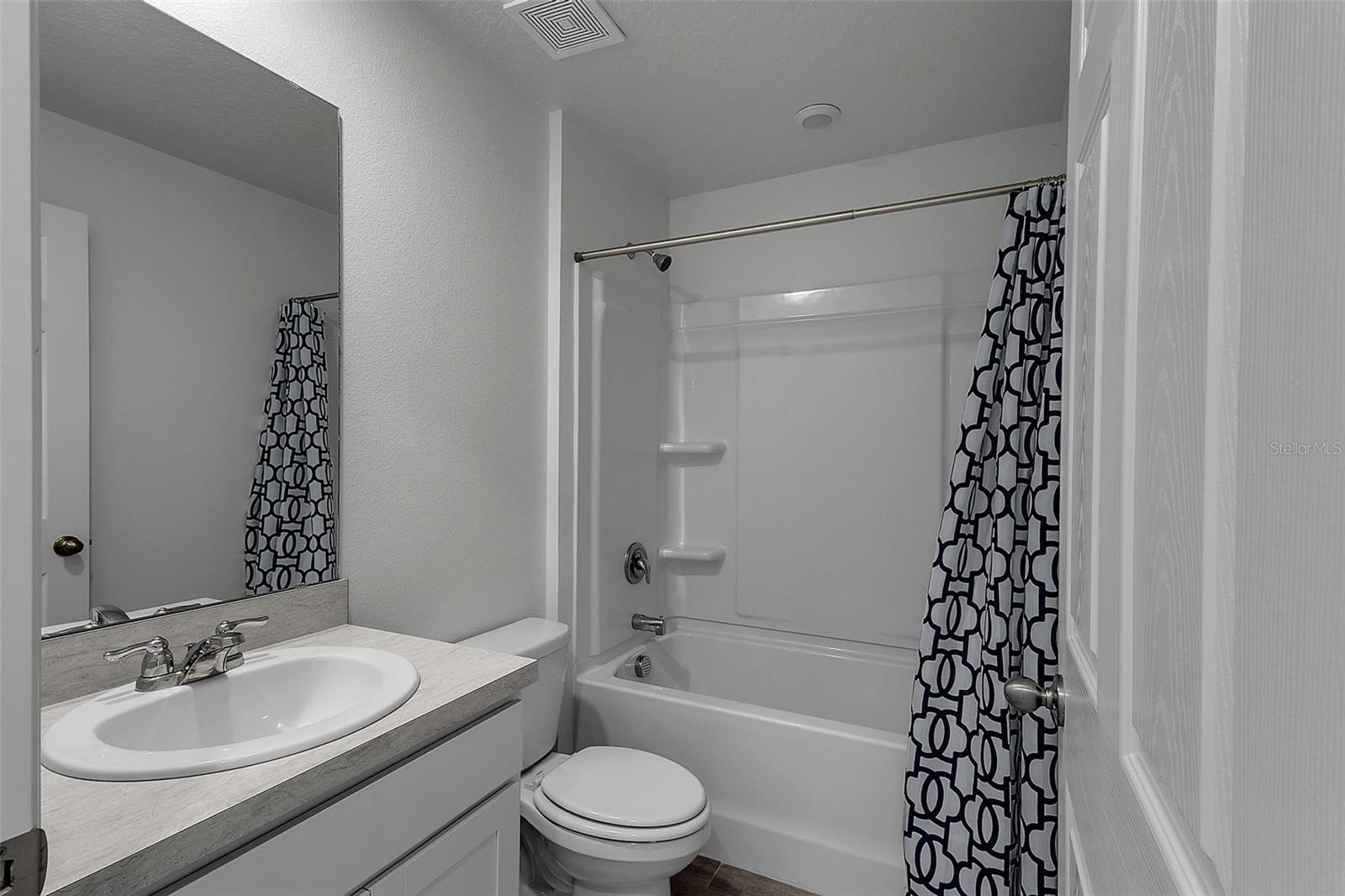 22 ROUND TREE DR, PALM COAST, FL, 32164