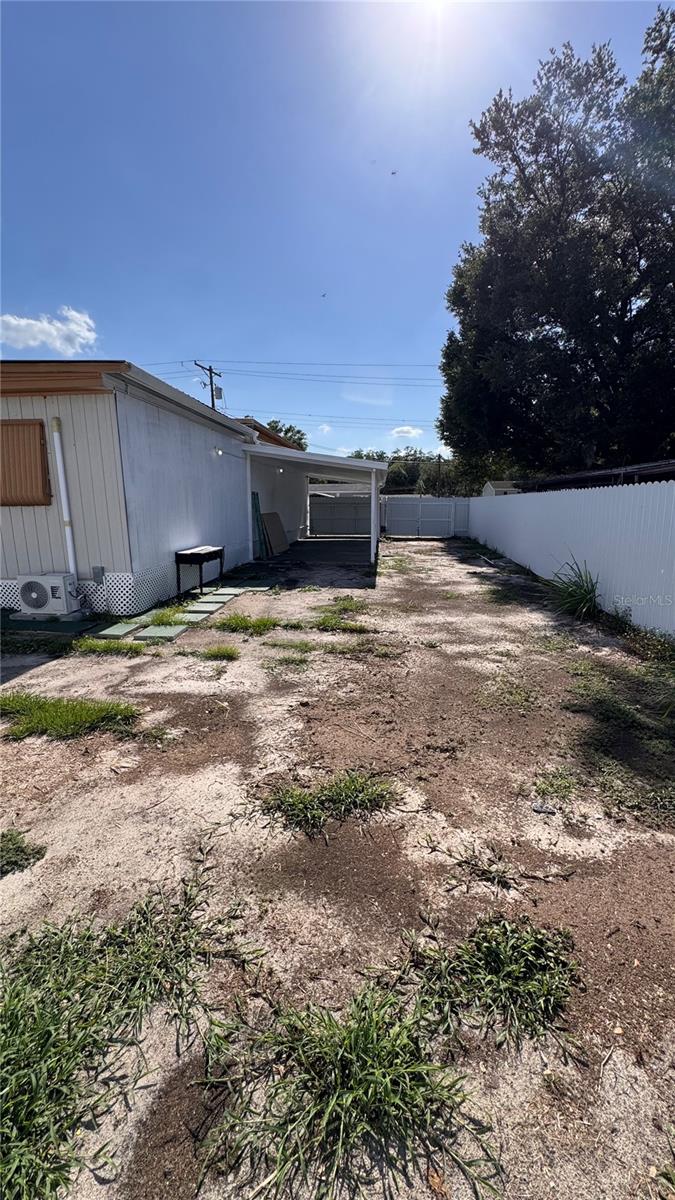 12909 FOUR OAKS RD, TAMPA, FL, 33624