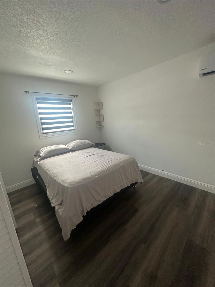 12909 FOUR OAKS RD, TAMPA, FL, 33624