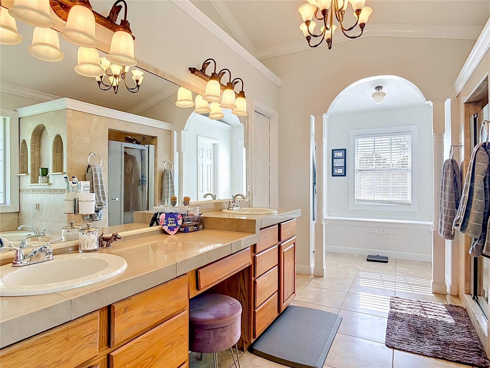 237 CEDARWOOD CT, DEBARY, FL, 32713