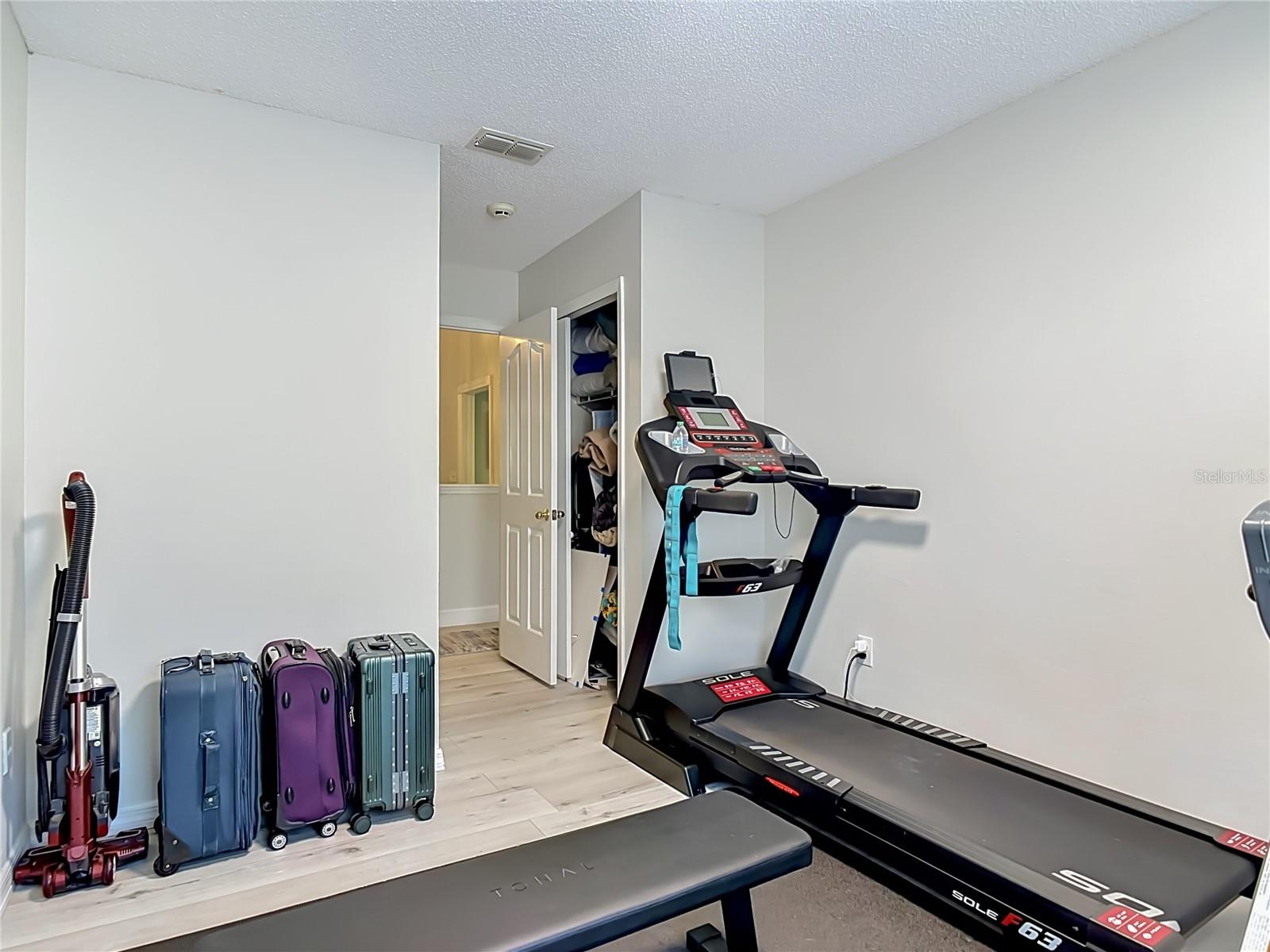 237 CEDARWOOD CT, DEBARY, FL, 32713