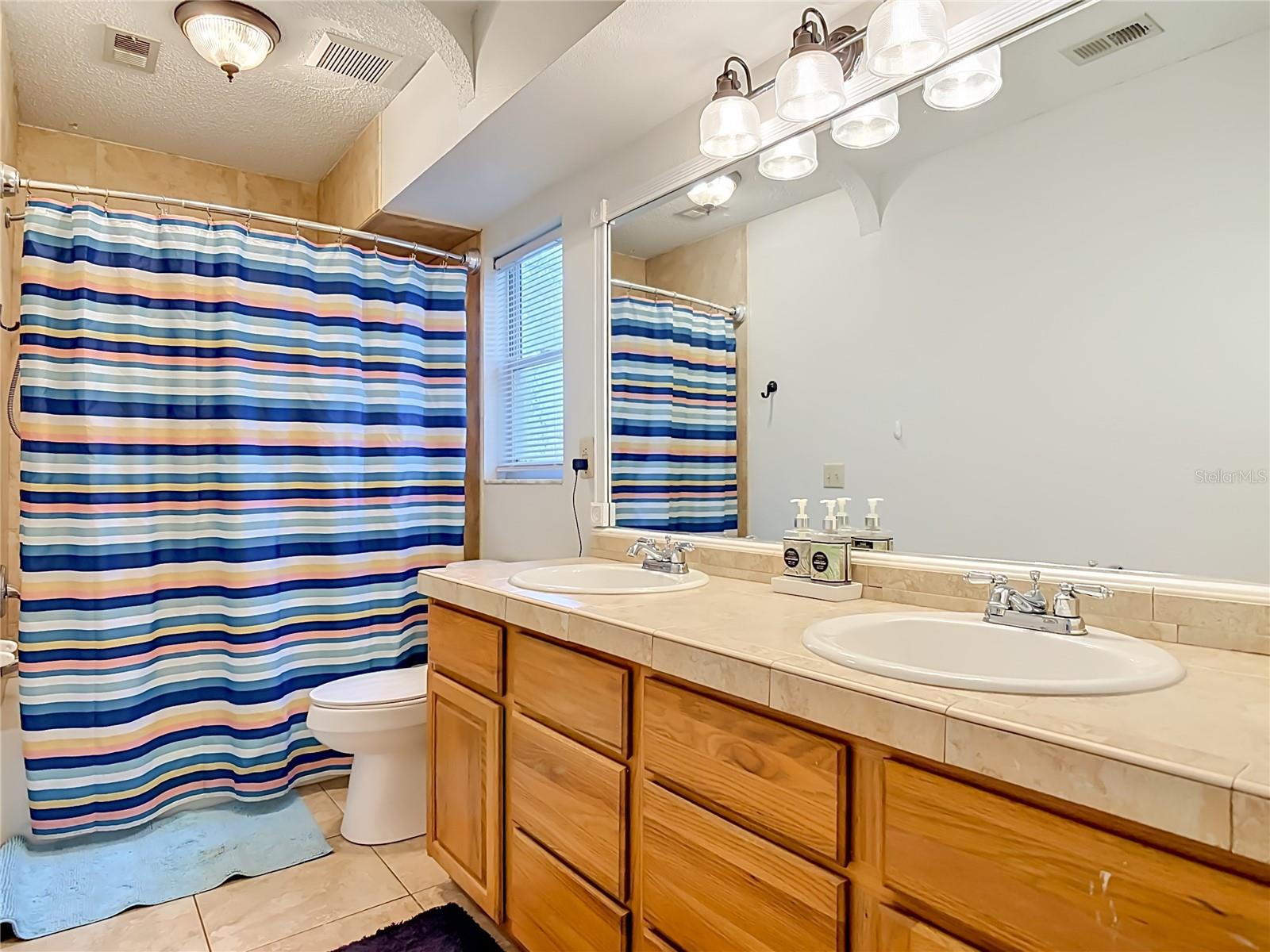 237 CEDARWOOD CT, DEBARY, FL, 32713