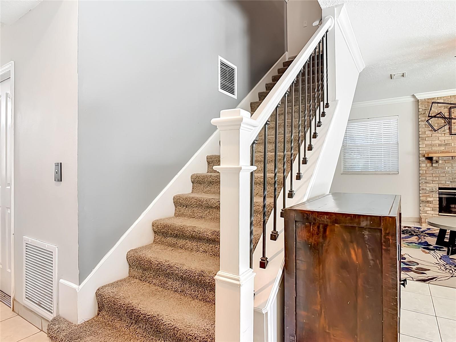 237 CEDARWOOD CT, DEBARY, FL, 32713