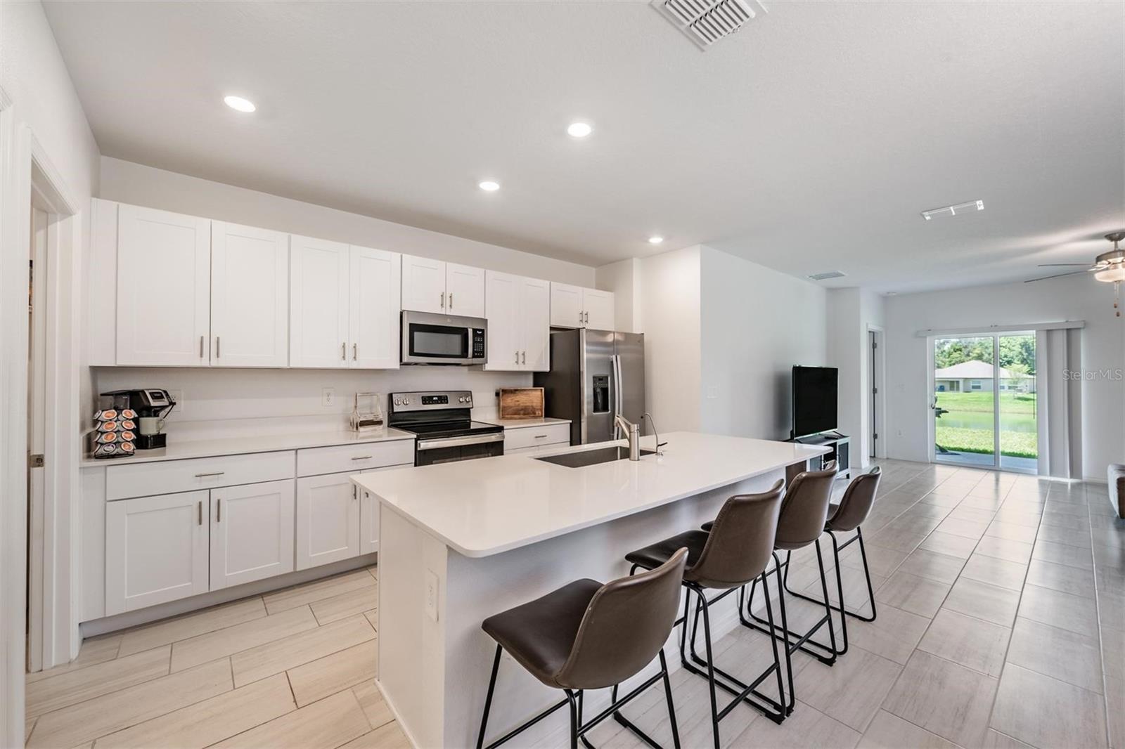 2515 VICTORIOUS FALLS AVE, PLANT CITY, FL, 33565