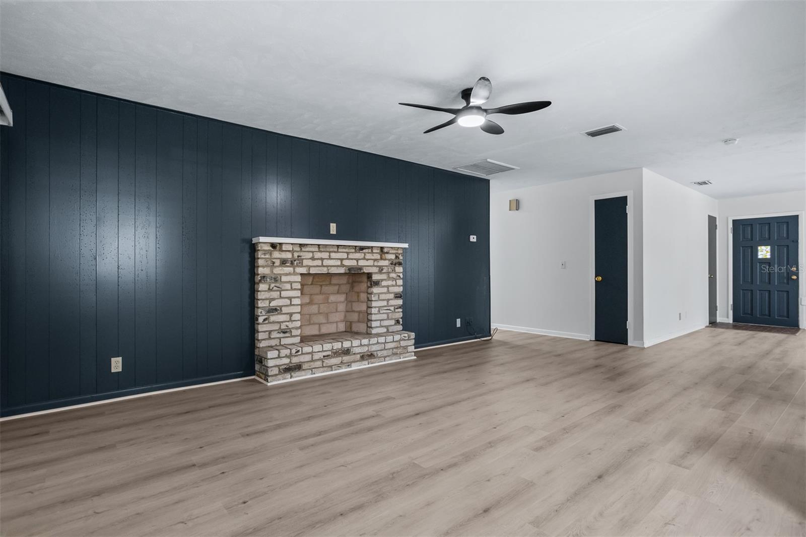 812 W WARREN AVE, TAMPA, FL, 33602