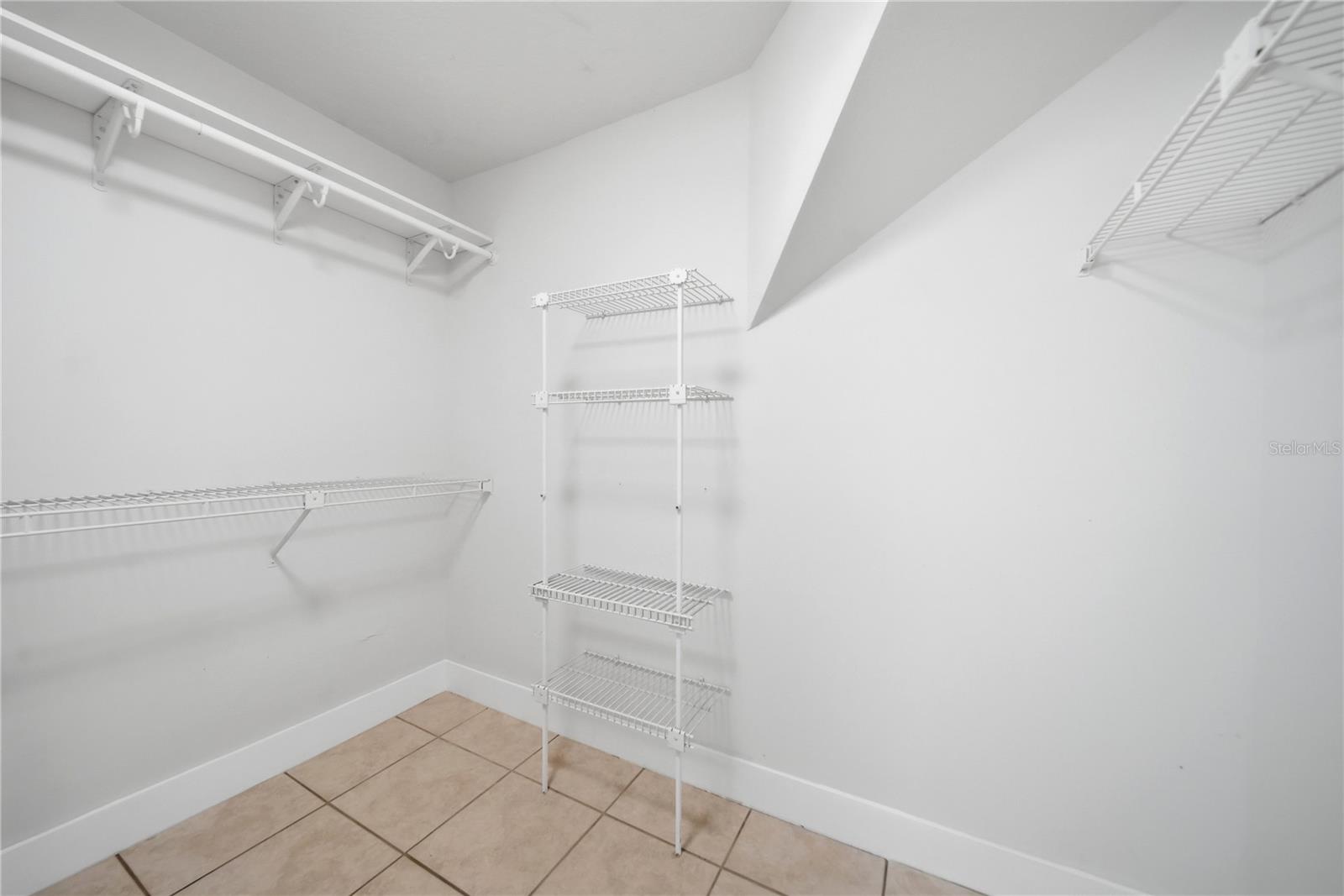 476 QUEENSBRIDGE DR, LAKE MARY, FL, 32746