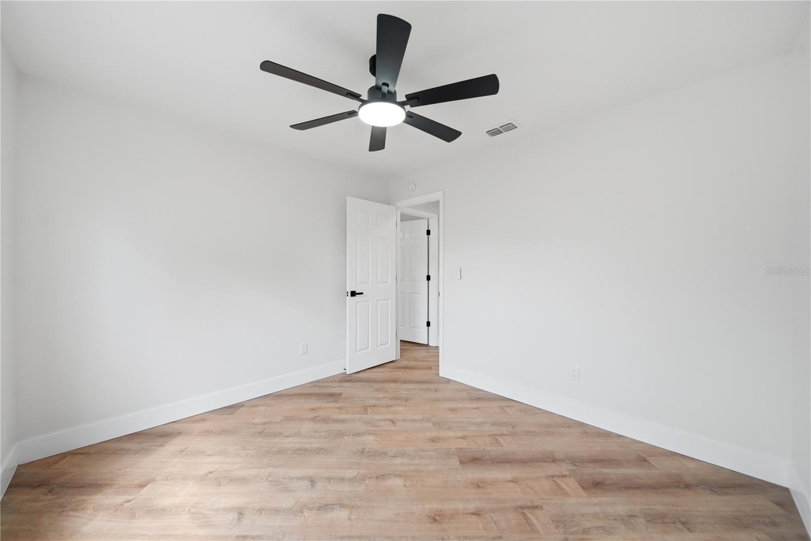 476 QUEENSBRIDGE DR, LAKE MARY, FL, 32746