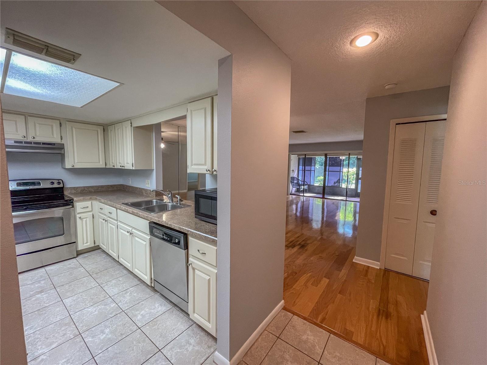 63 DOUGLAS ST #11, HOMOSASSA, FL, 34446