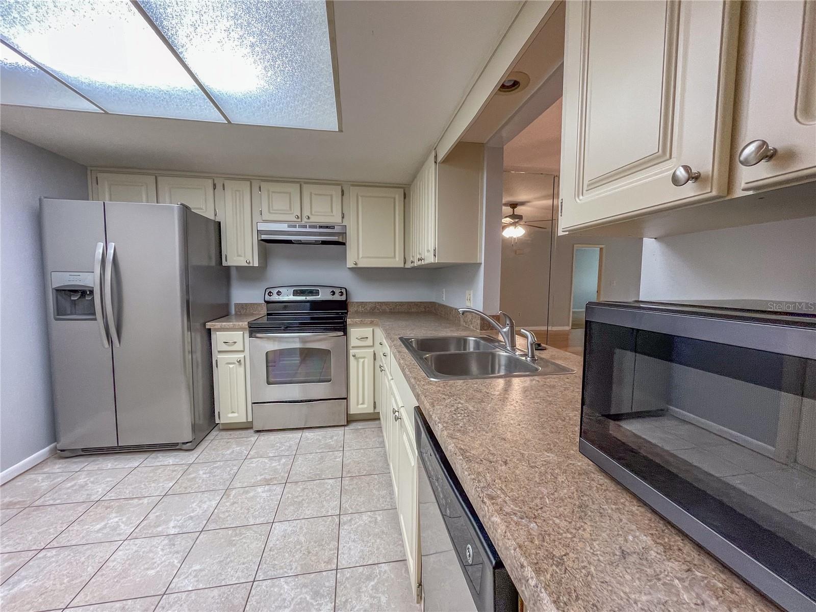 63 DOUGLAS ST #11, HOMOSASSA, FL, 34446