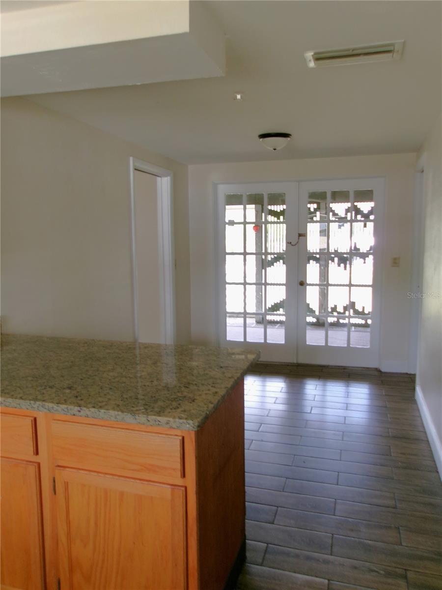 702 WILDABON AVE, LAKE WALES, FL, 33853