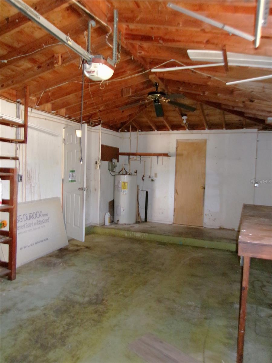 702 WILDABON AVE, LAKE WALES, FL, 33853
