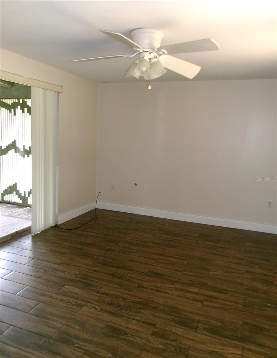 702 WILDABON AVE, LAKE WALES, FL, 33853