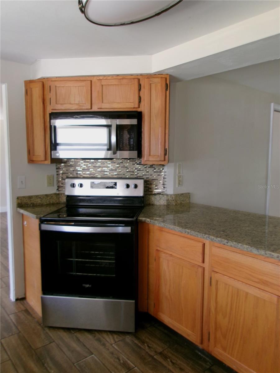 702 WILDABON AVE, LAKE WALES, FL, 33853