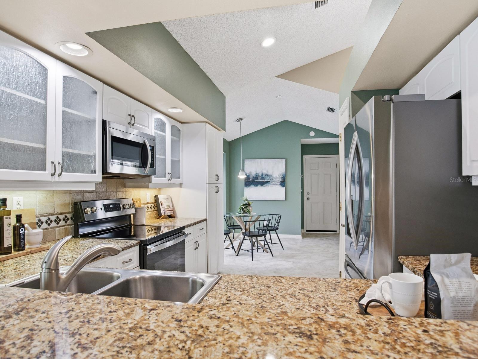 15884 SANCTUARY DR, TAMPA, FL, 33647