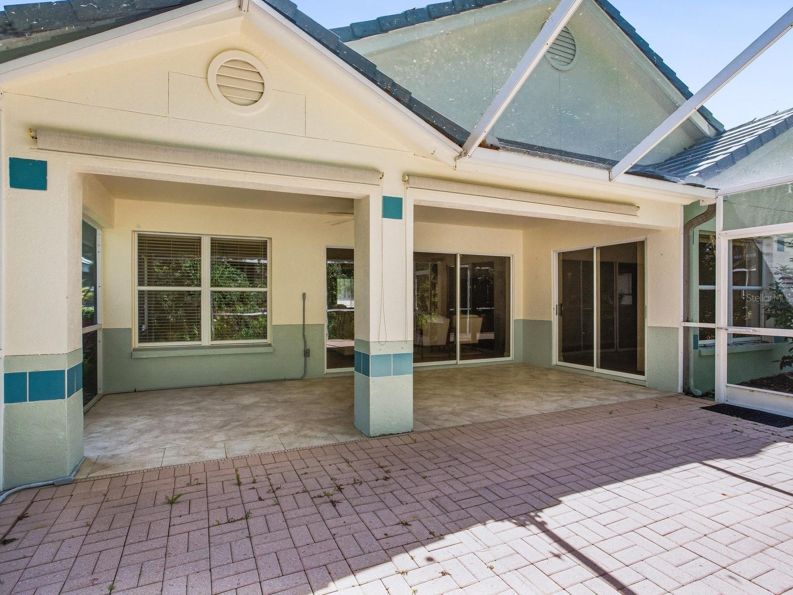 15884 SANCTUARY DR, TAMPA, FL, 33647