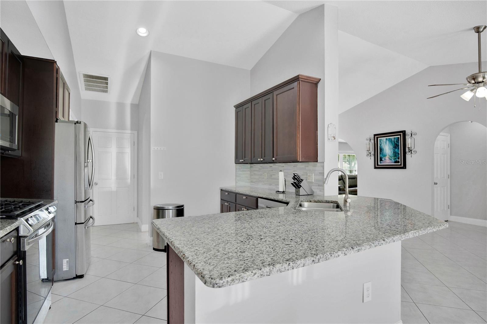 4743 LAKE SHARP DR, ORLANDO, FL, 32817