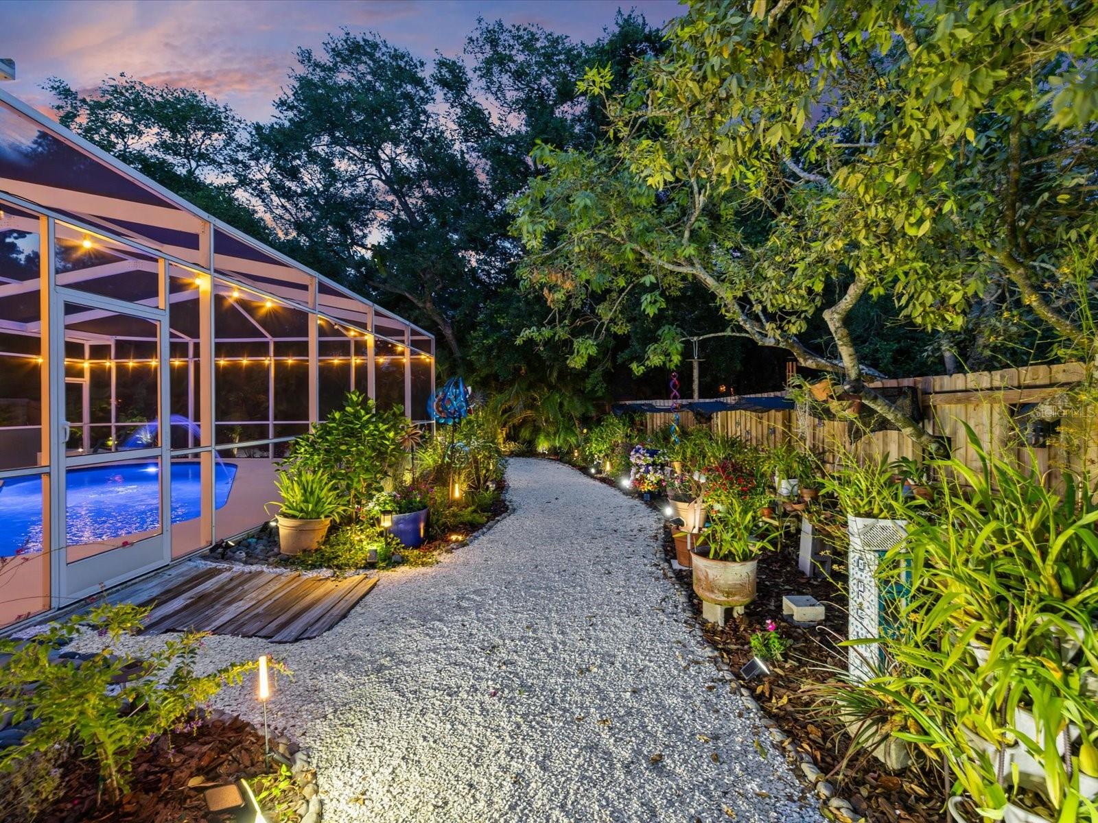 2033 LONG BRANCH LN, CLEARWATER, FL, 33760