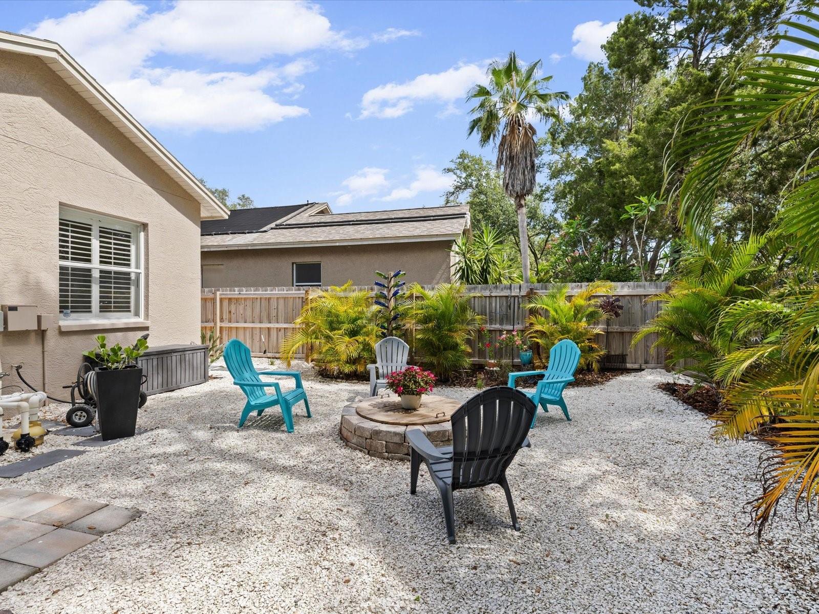 2033 LONG BRANCH LN, CLEARWATER, FL, 33760