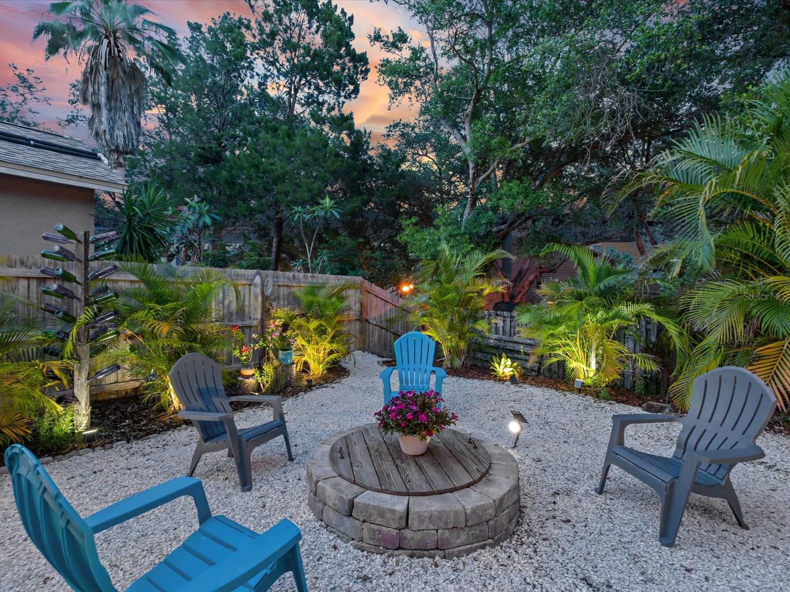 2033 LONG BRANCH LN, CLEARWATER, FL, 33760