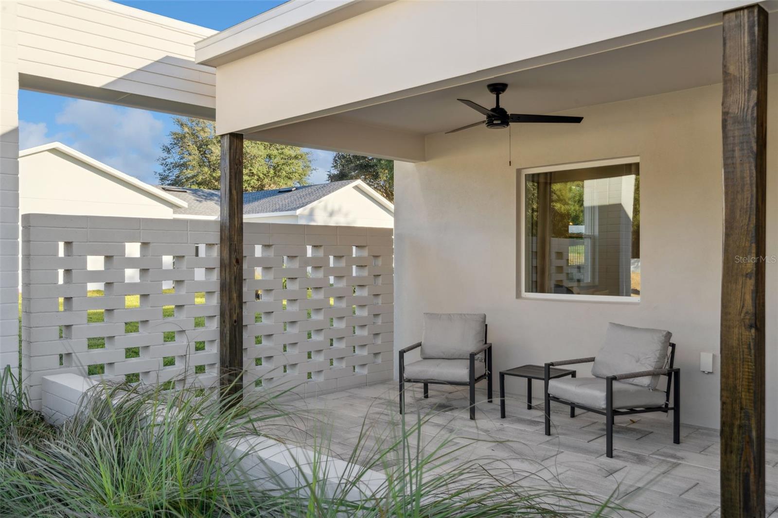 450 SKYFIELD CT, LADY LAKE, FL, 32159