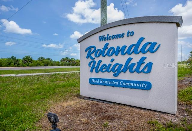 105 GLADES DR, ROTONDA WEST, FL, 33947