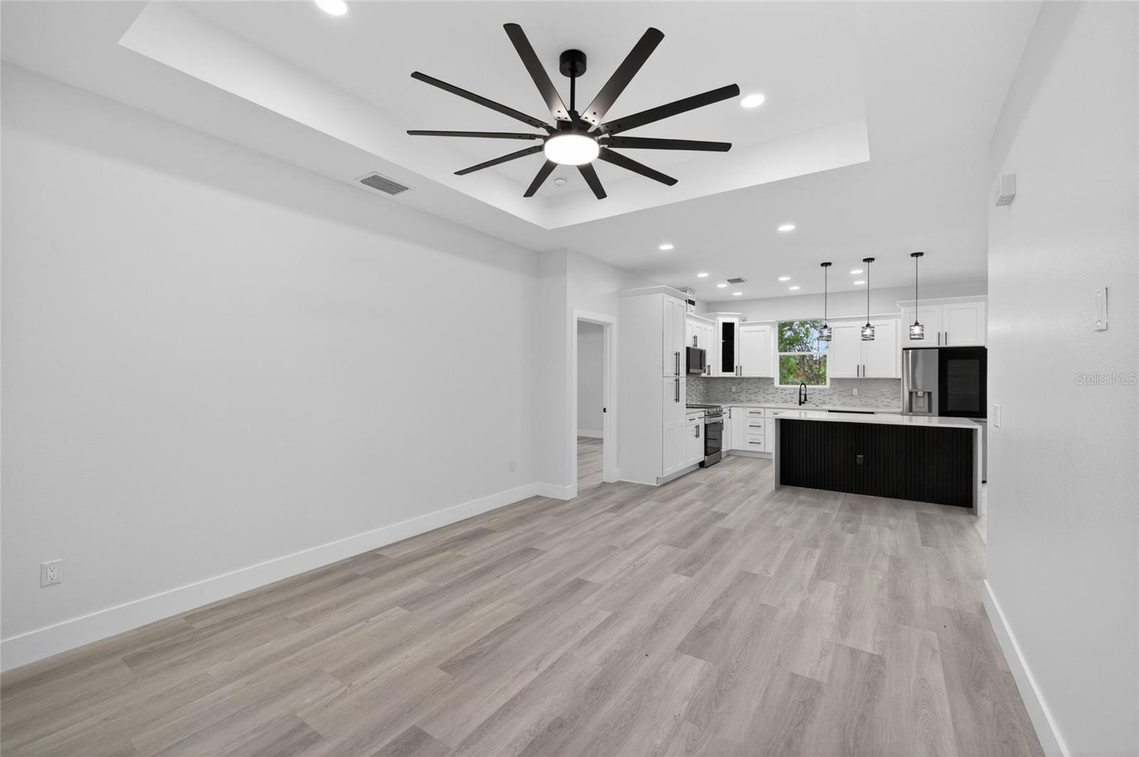 6000 DELTONA BLVD, SPRING HILL, FL, 34606
