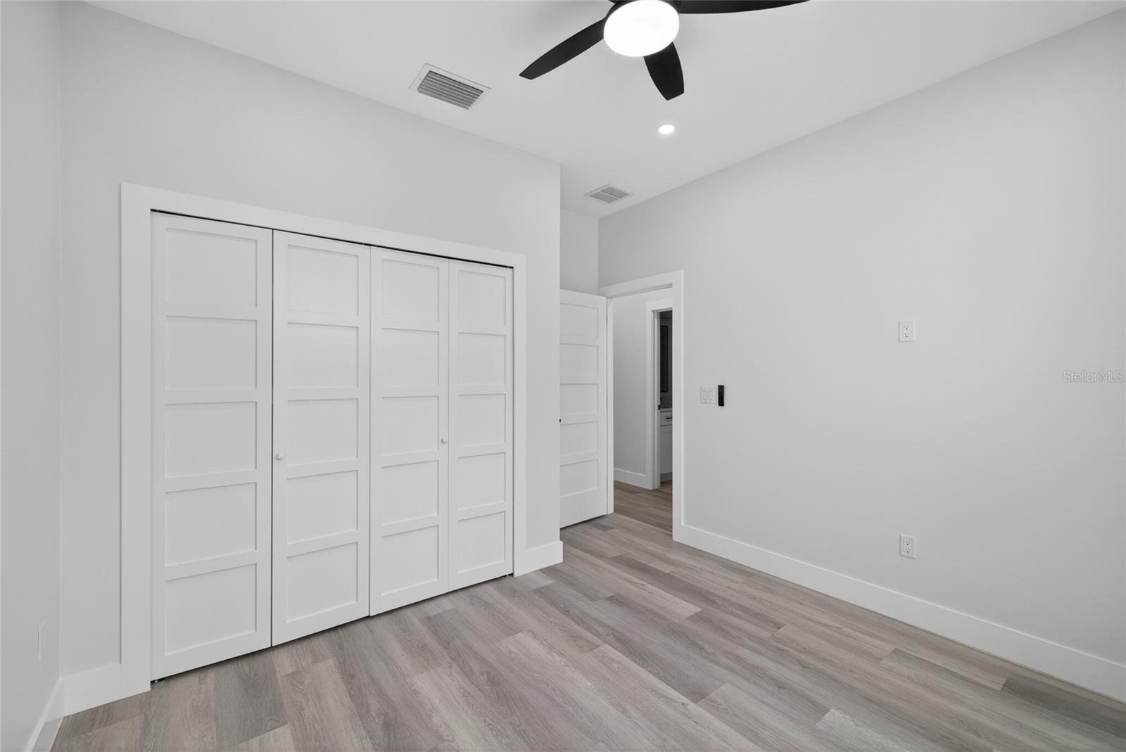 6000 DELTONA BLVD, SPRING HILL, FL, 34606