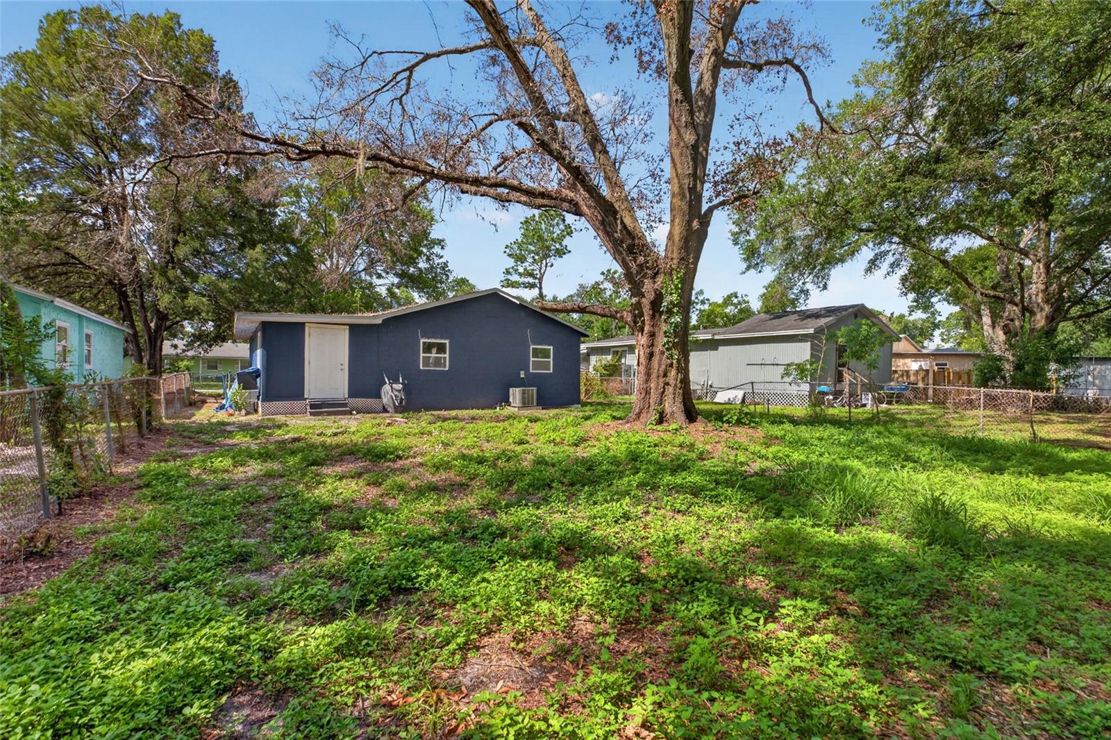 128 E 145TH AVE, TAMPA, FL, 33613