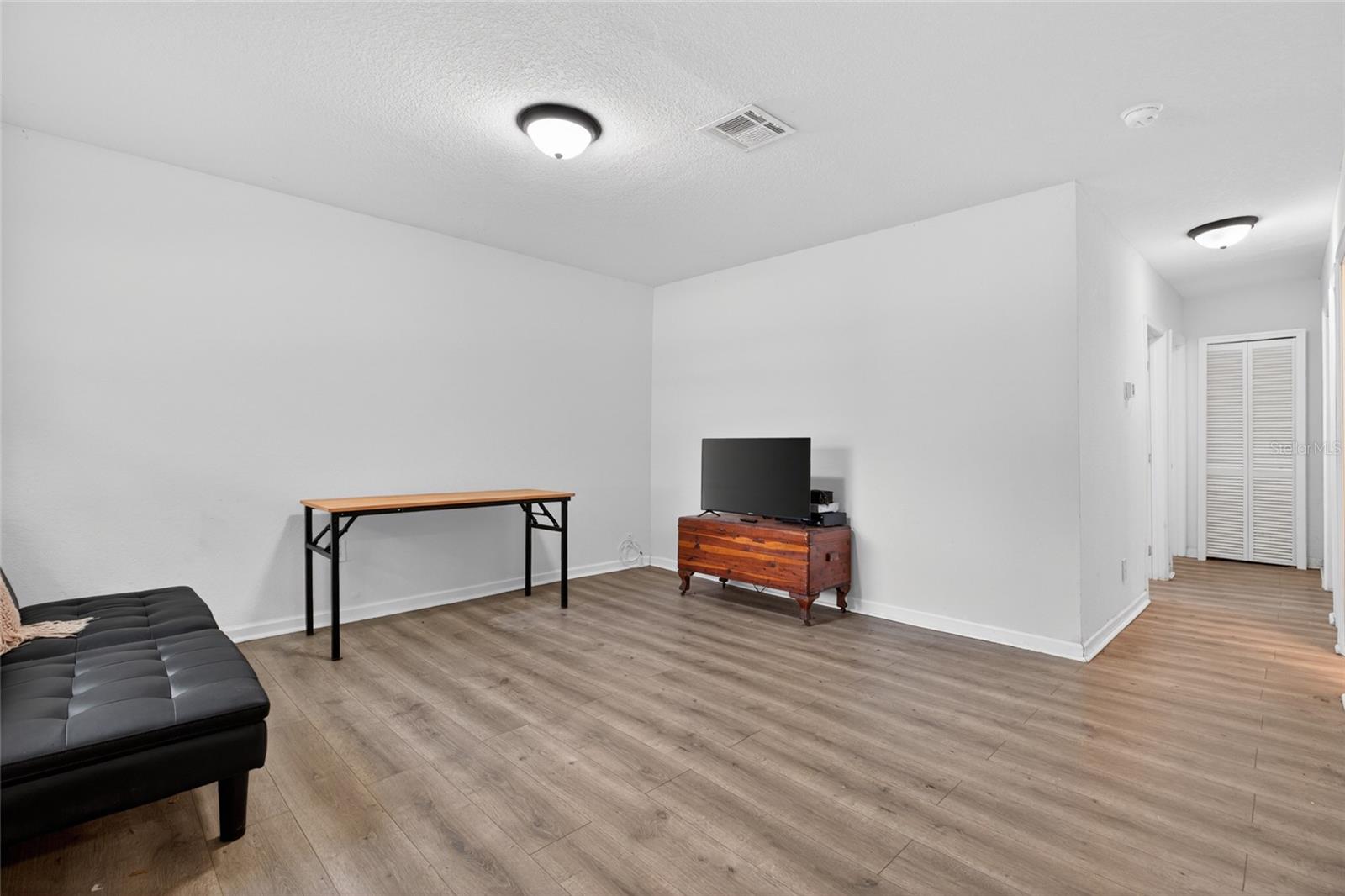 128 E 145TH AVE, TAMPA, FL, 33613