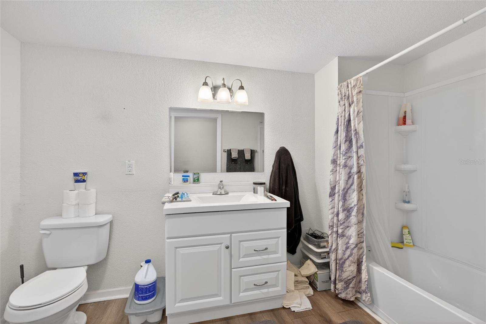 128 E 145TH AVE, TAMPA, FL, 33613