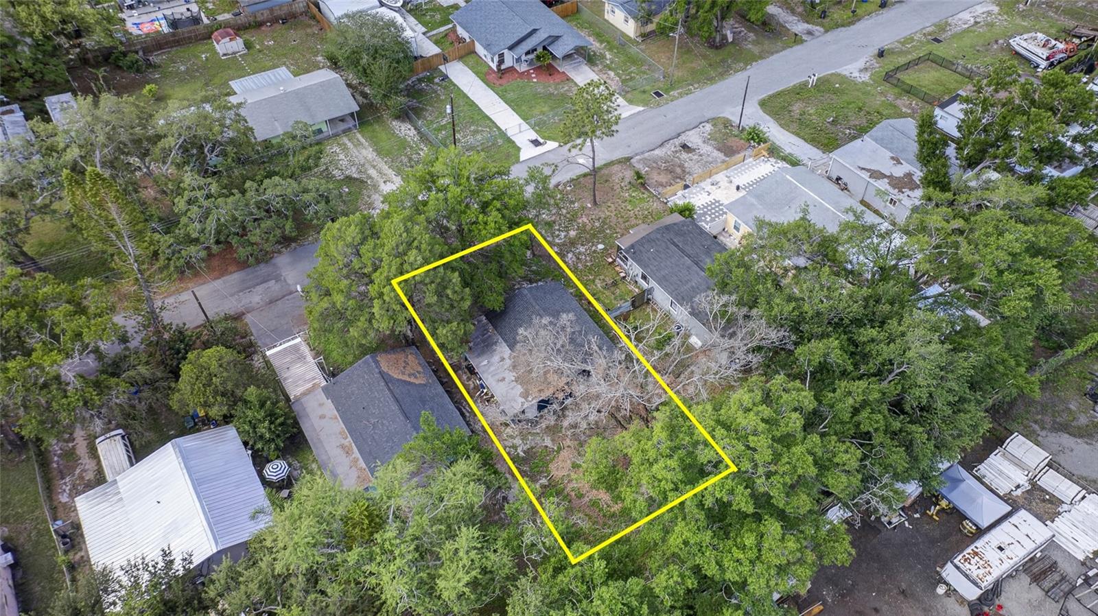 128 E 145TH AVE, TAMPA, FL, 33613