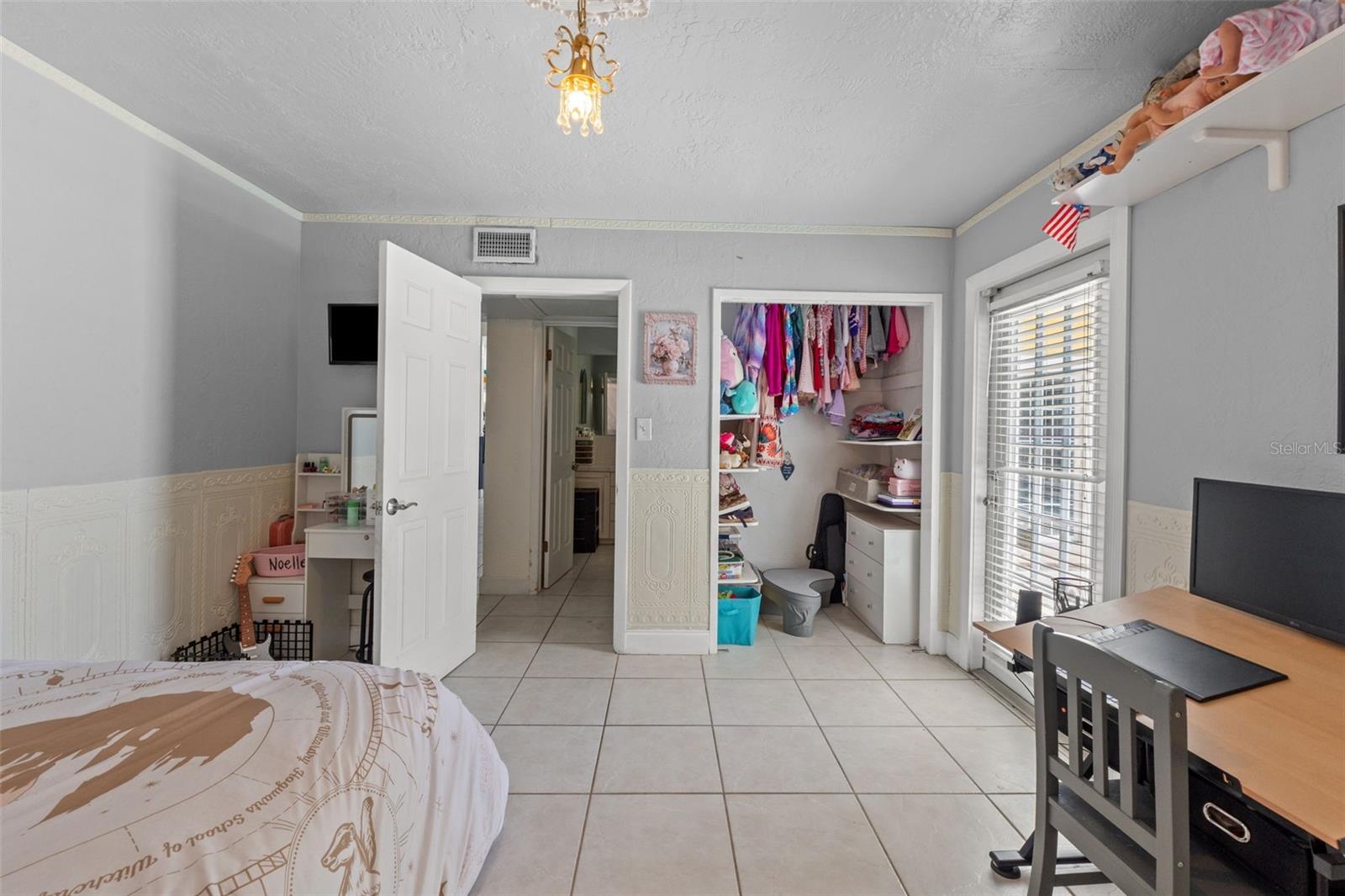 7300 11TH AVE N, ST PETERSBURG, FL, 33710