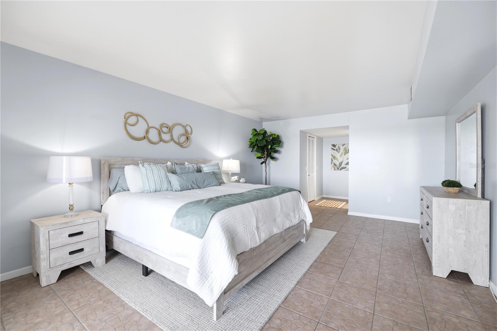 5108 BRITTANY DR S #506, ST PETERSBURG, FL, 33715