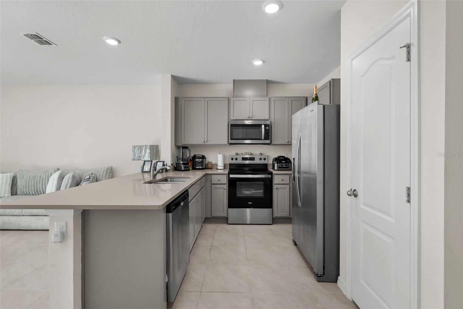 2722 PUFFIN PL, DAVENPORT, FL, 33837