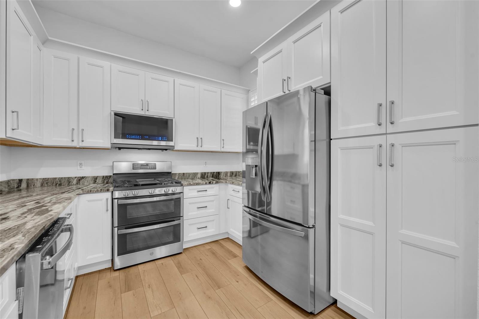 22 E HAZEL ST, ORLANDO, FL, 32804