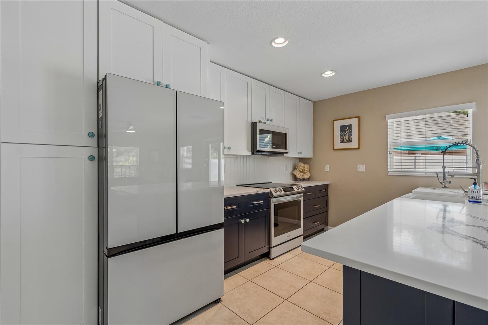8115 33RD AVE N, ST PETERSBURG, FL, 33710