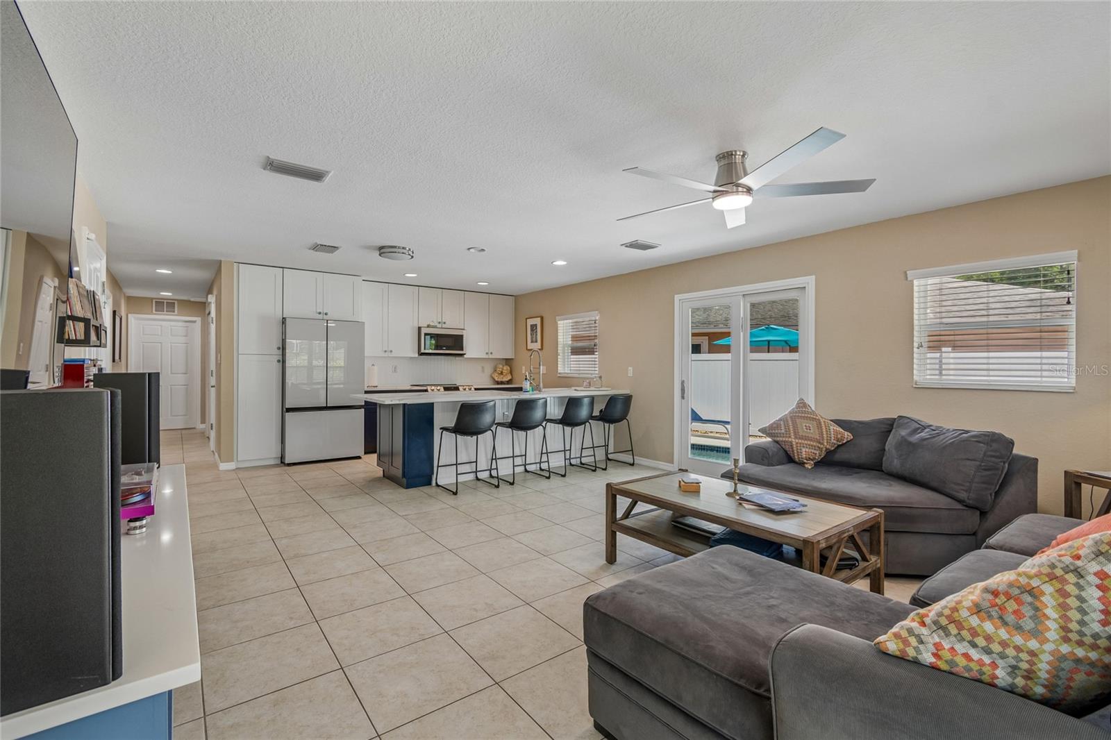 8115 33RD AVE N, ST PETERSBURG, FL, 33710