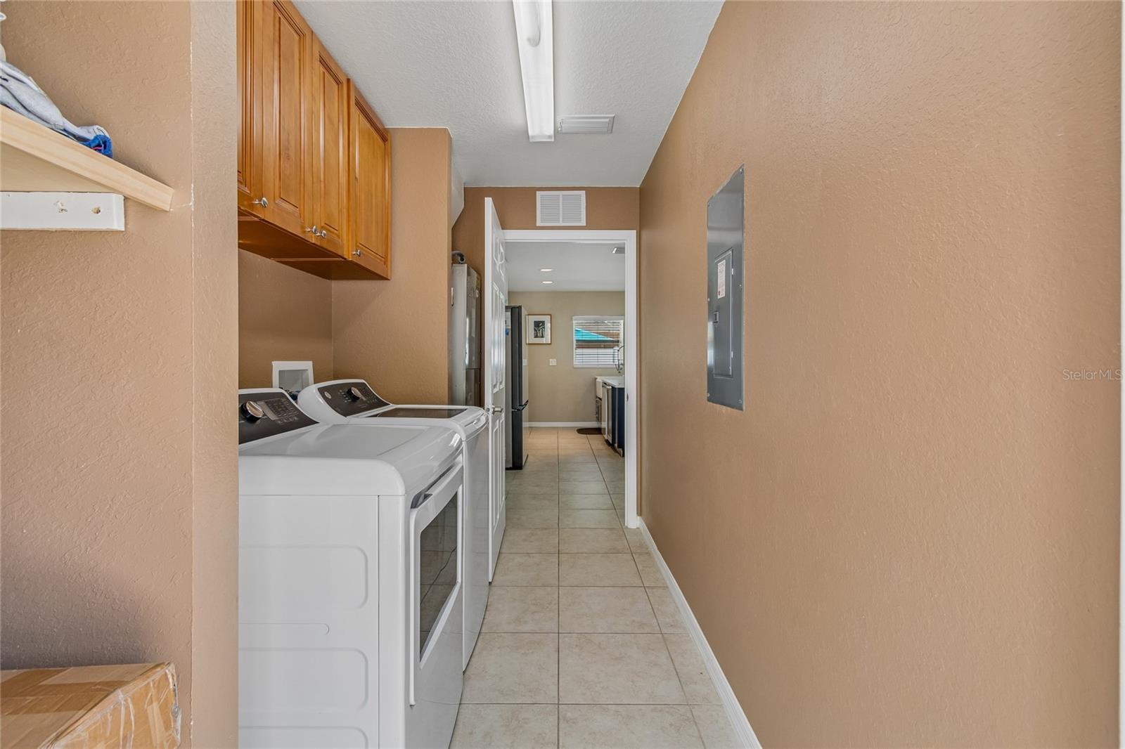 8115 33RD AVE N, ST PETERSBURG, FL, 33710