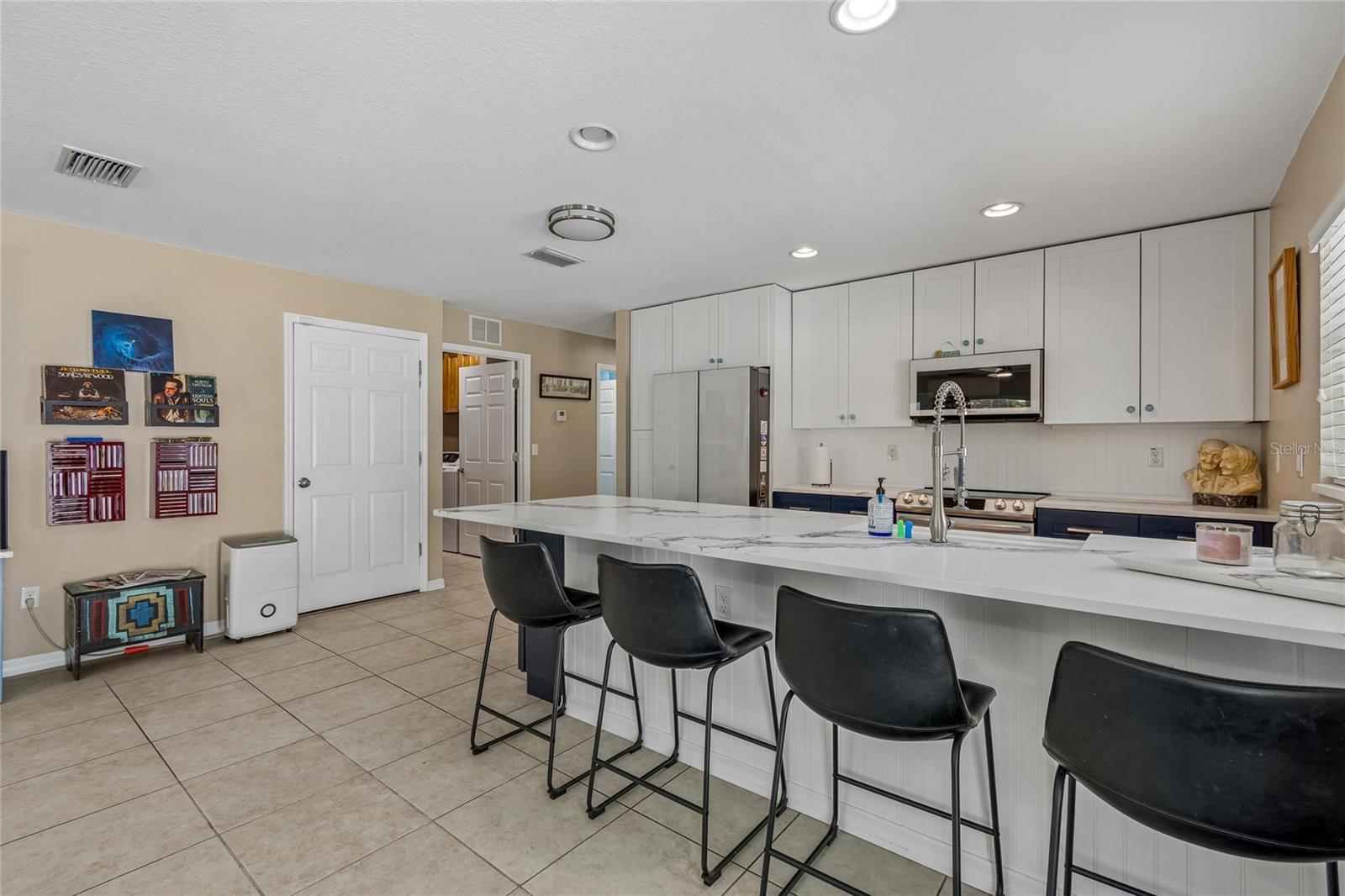 8115 33RD AVE N, ST PETERSBURG, FL, 33710
