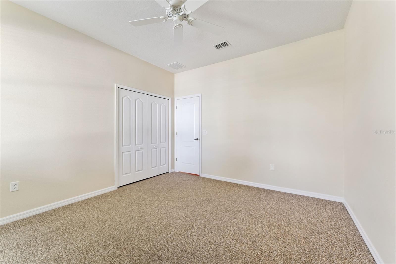 2942 SOUTHERN PINES LOOP, CLERMONT, FL, 34711