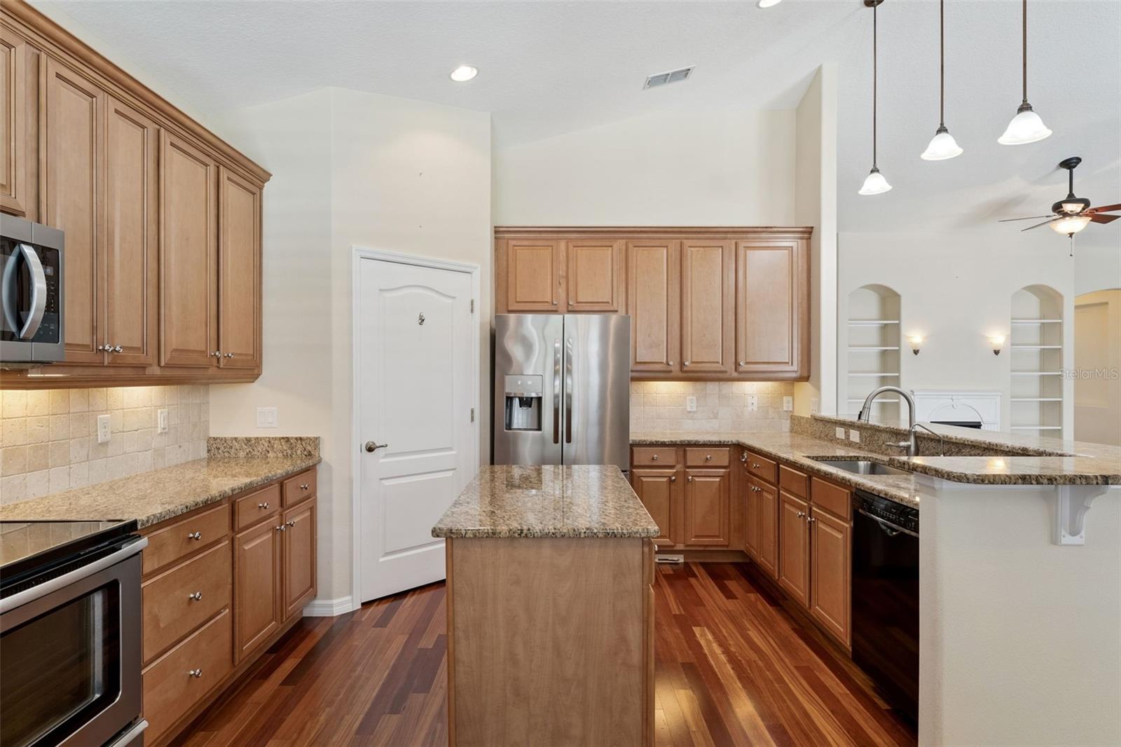 2942 SOUTHERN PINES LOOP, CLERMONT, FL, 34711
